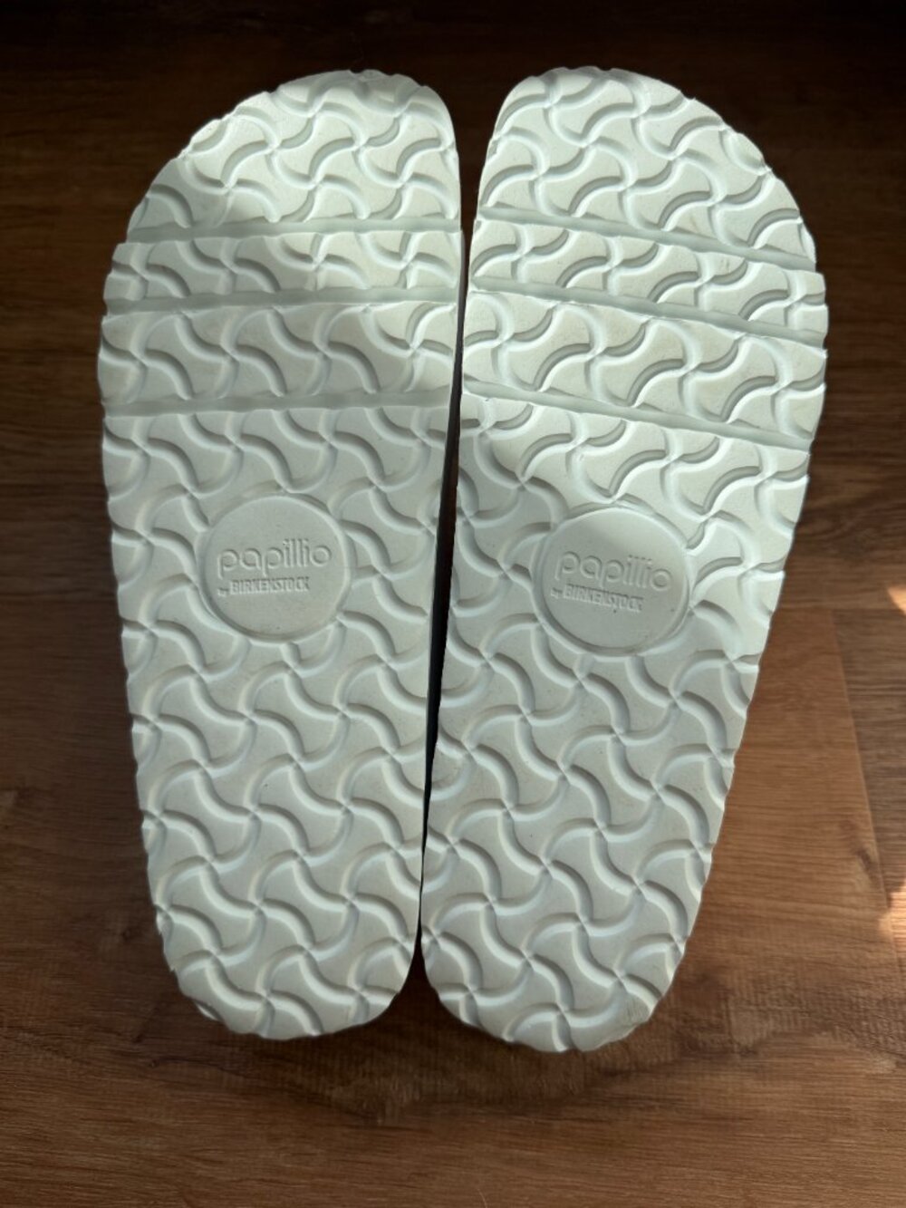 Birkenstock Arizona Platform Sandal, white, sz 40 - Picture 6 of 6